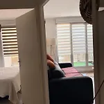 Petit Chez Moi Avec Parking Apartment