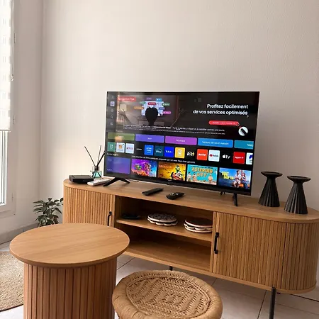 Petit Chez Moi Avec Parking 아파트 님