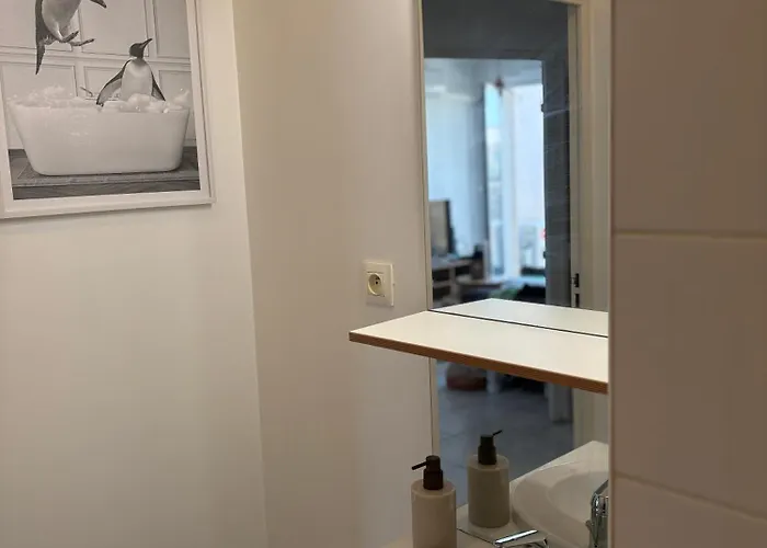 Petit Chez Moi Avec Parking Νιμ